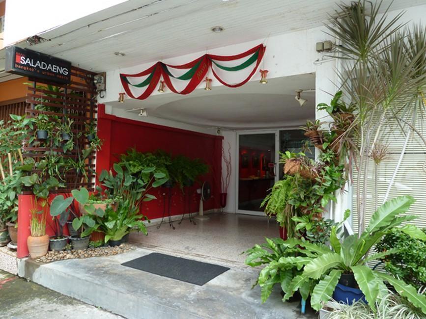 Baan Saladaeng Boutique Guesthouse Bangkok Esterno foto