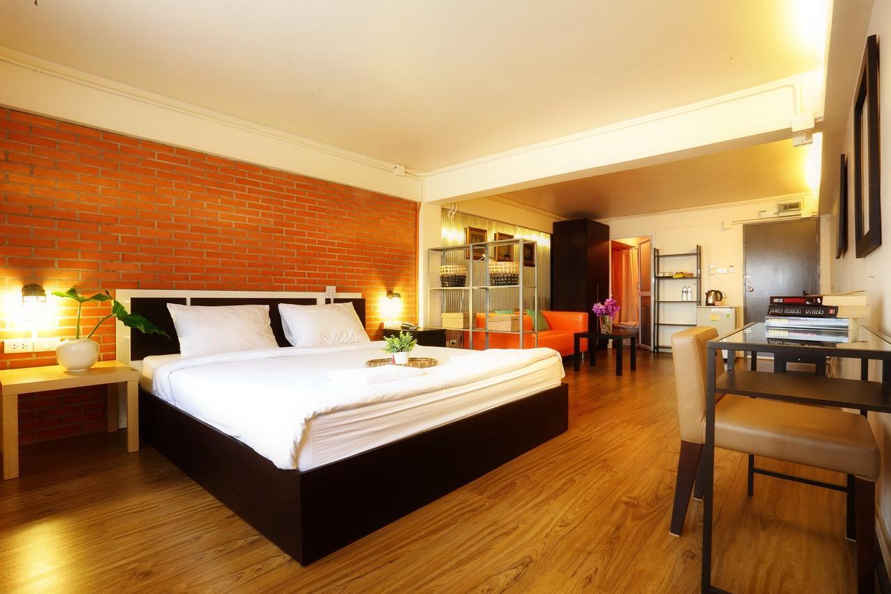 Baan Saladaeng Boutique Guesthouse Bangkok Esterno foto