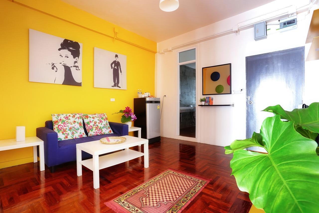 Baan Saladaeng Boutique Guesthouse Bangkok Esterno foto